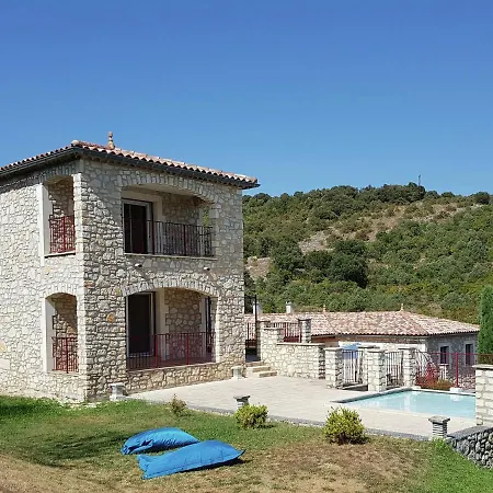 Cosy Holiday With Views And Private Pool *